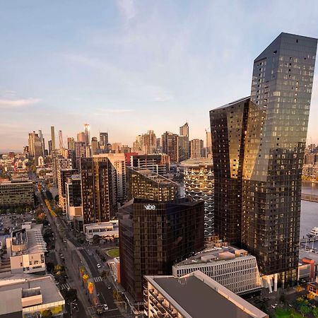 Vibe Hotel Melbourne Docklands Экстерьер фото