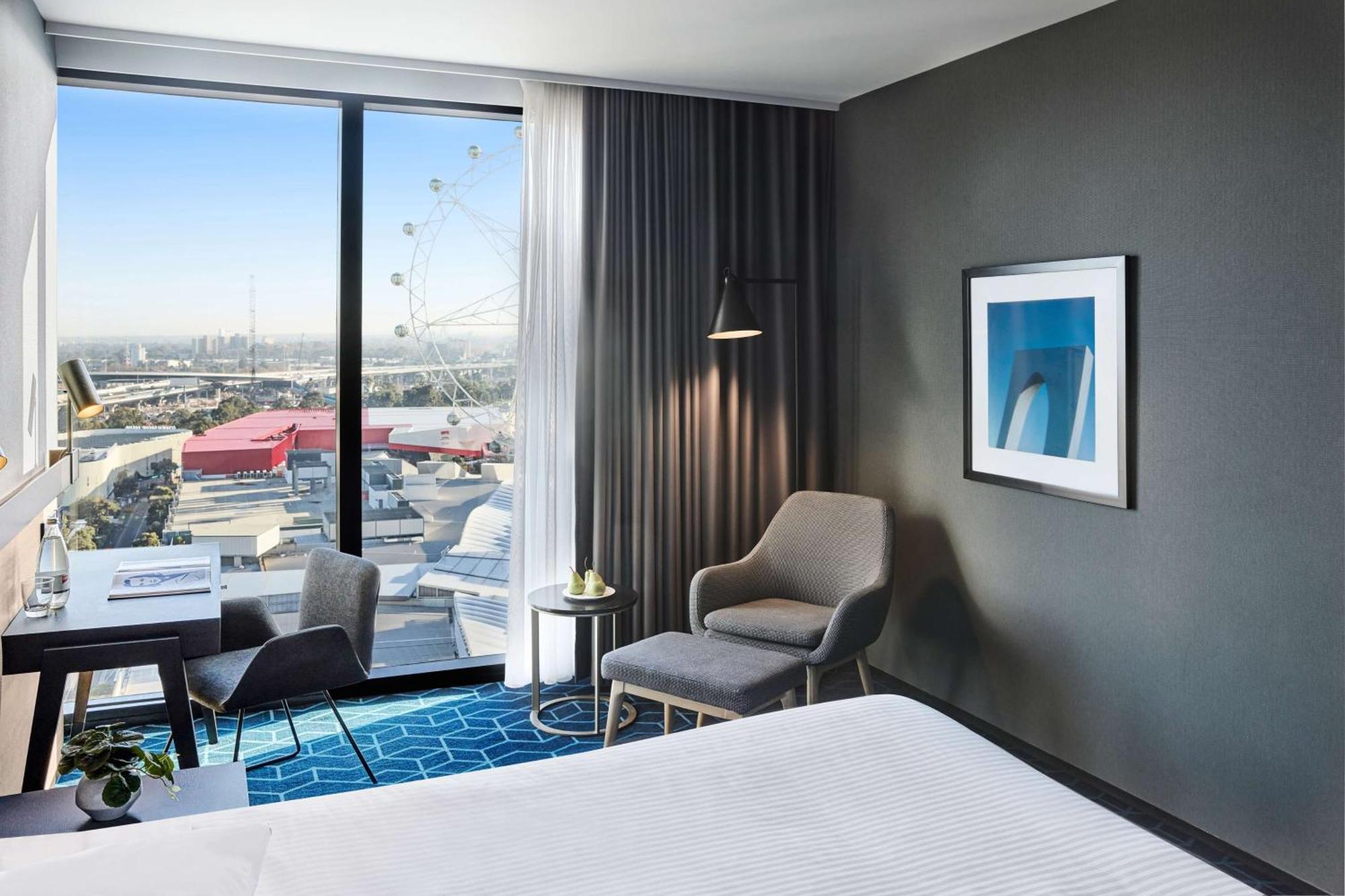 Vibe Hotel Melbourne Docklands Экстерьер фото