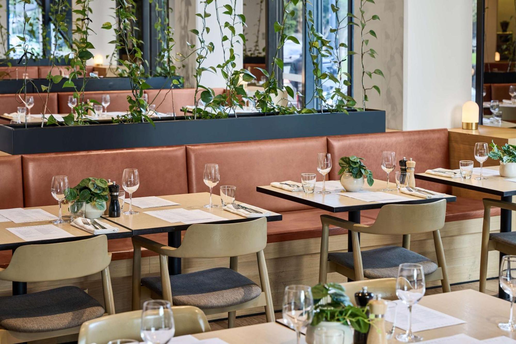 Vibe Hotel Melbourne Docklands Экстерьер фото